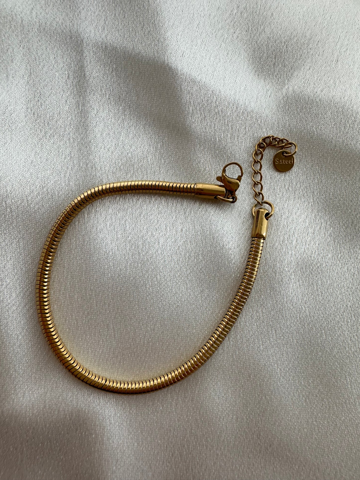 Learan armbånd