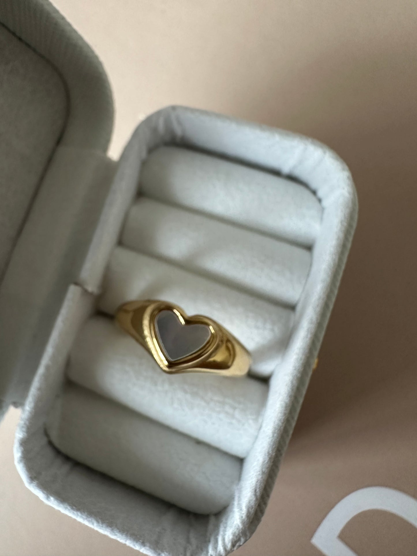 Lovely - ring