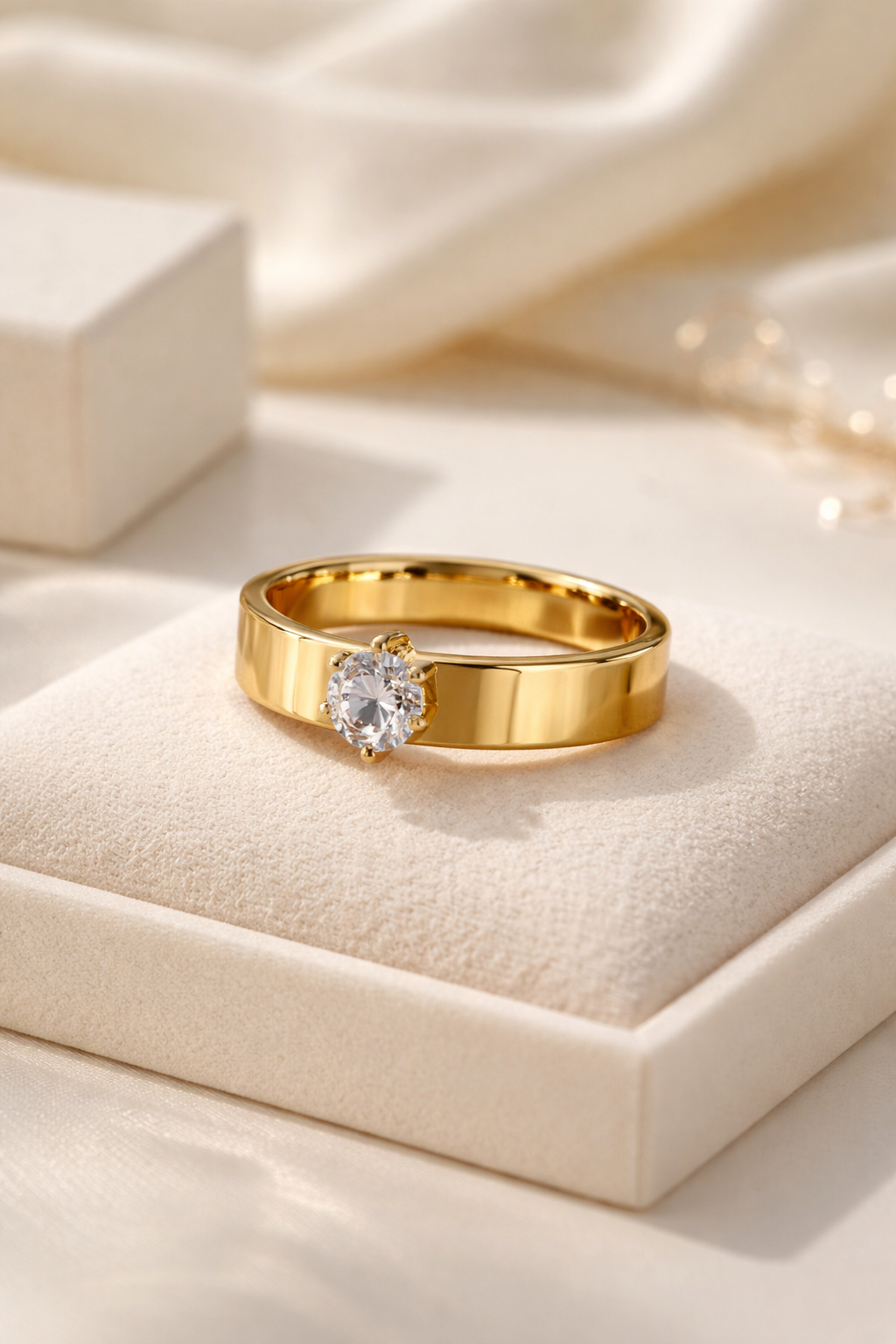 Royal Glow Ring